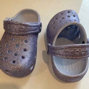 Glittery purple toddler Crocs size 8 never worn